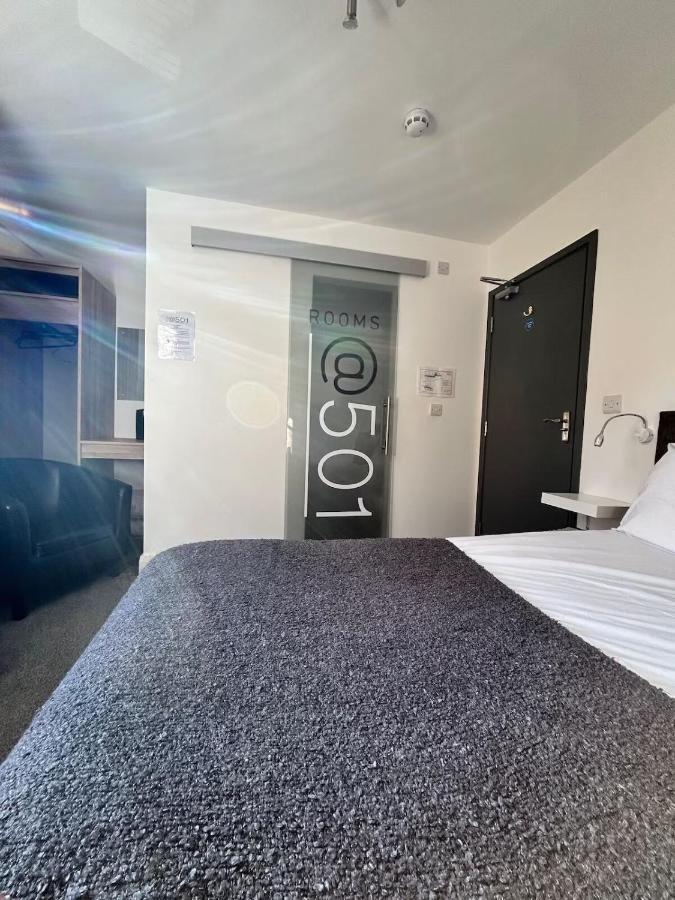 Rooms Kingswood Warmley ภายนอก รูปภาพ